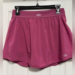 Alo Yoga Matc Point Tennis skirt Strawberry color SOLD OUT in this color